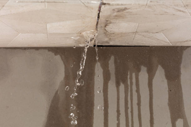 Professional Water Extraction technician working in McGuffey, OH